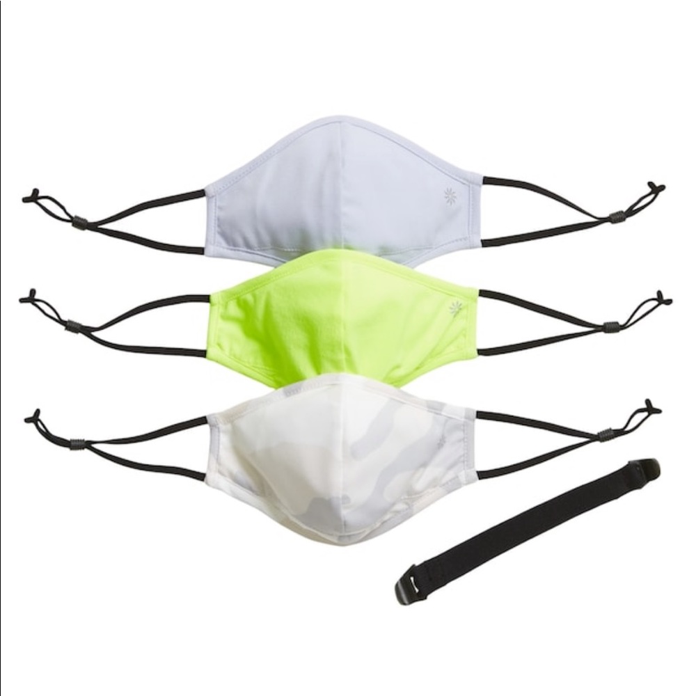 Athleta Girl Made-to-Move mask set